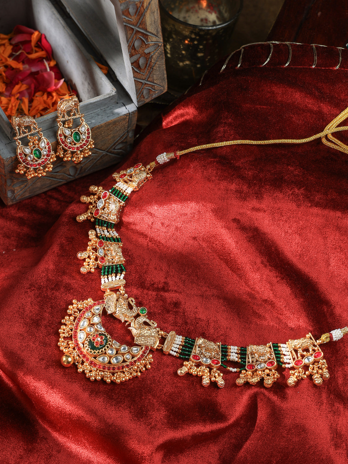 Jayshree Rajwada choker set
