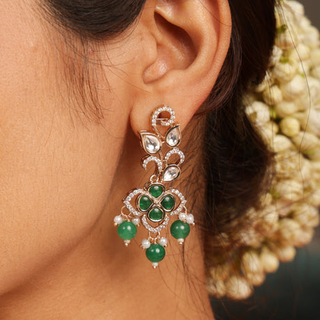 Noorvati  Green Stone Necklace Set