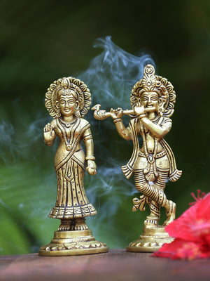 Radha Krishna Statue