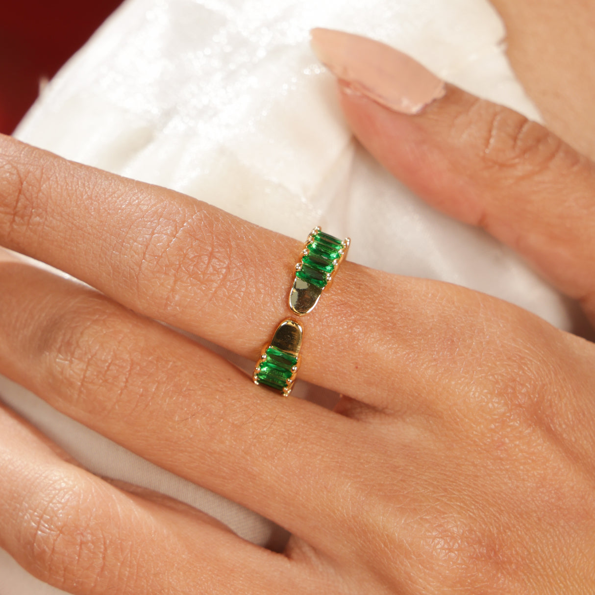 Naz Emerald Band Ring
