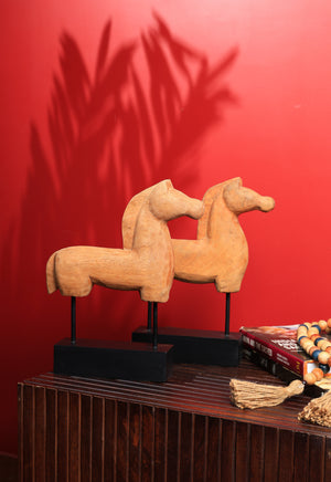 Horse statue in Burn Wood