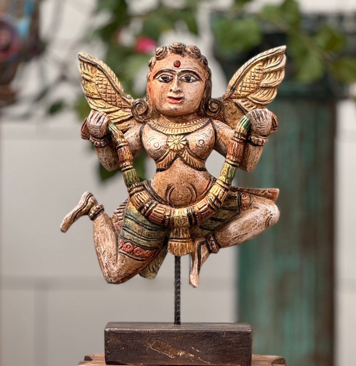 GANDHARVA WITH WINGS & GARLAND