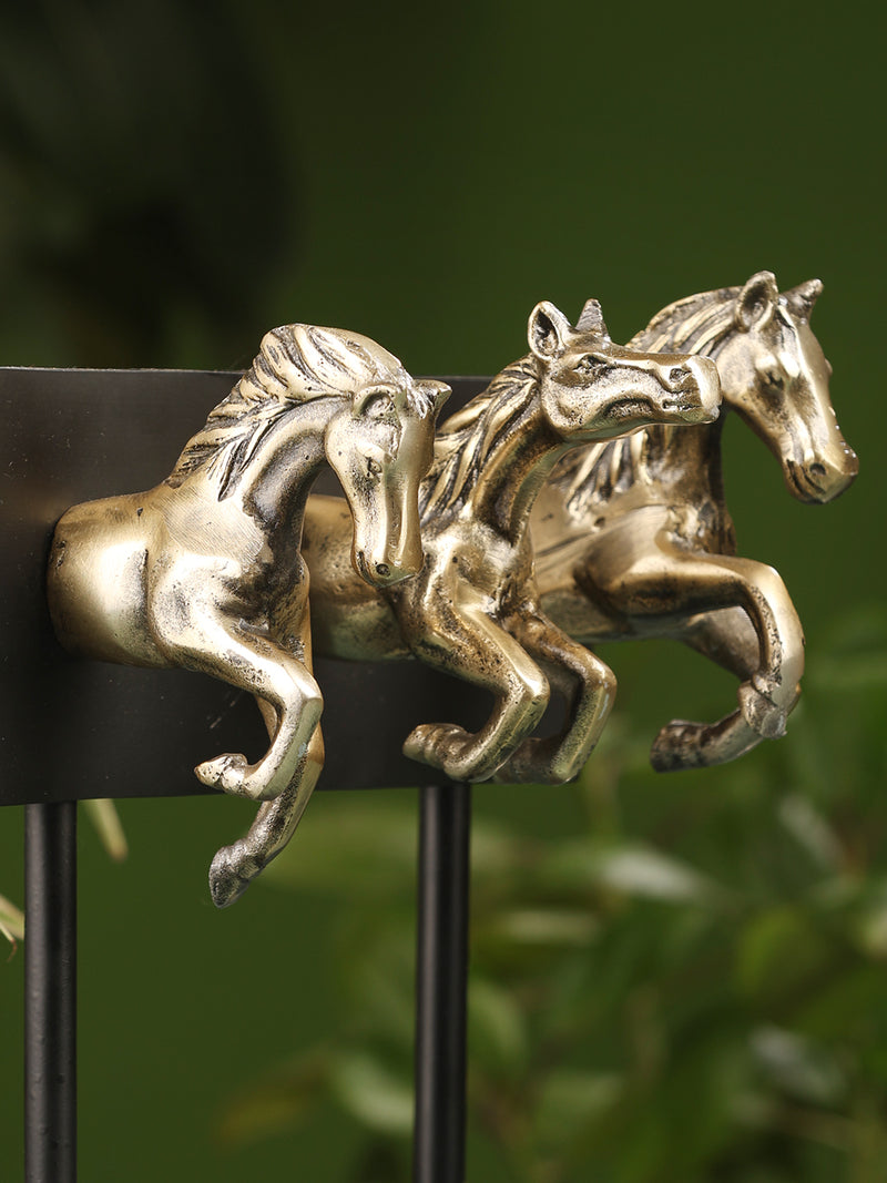 Chic Fauna Tablescape Antique Gold Horse