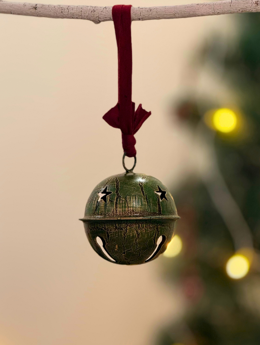 Vintage Charm Holiday Bell