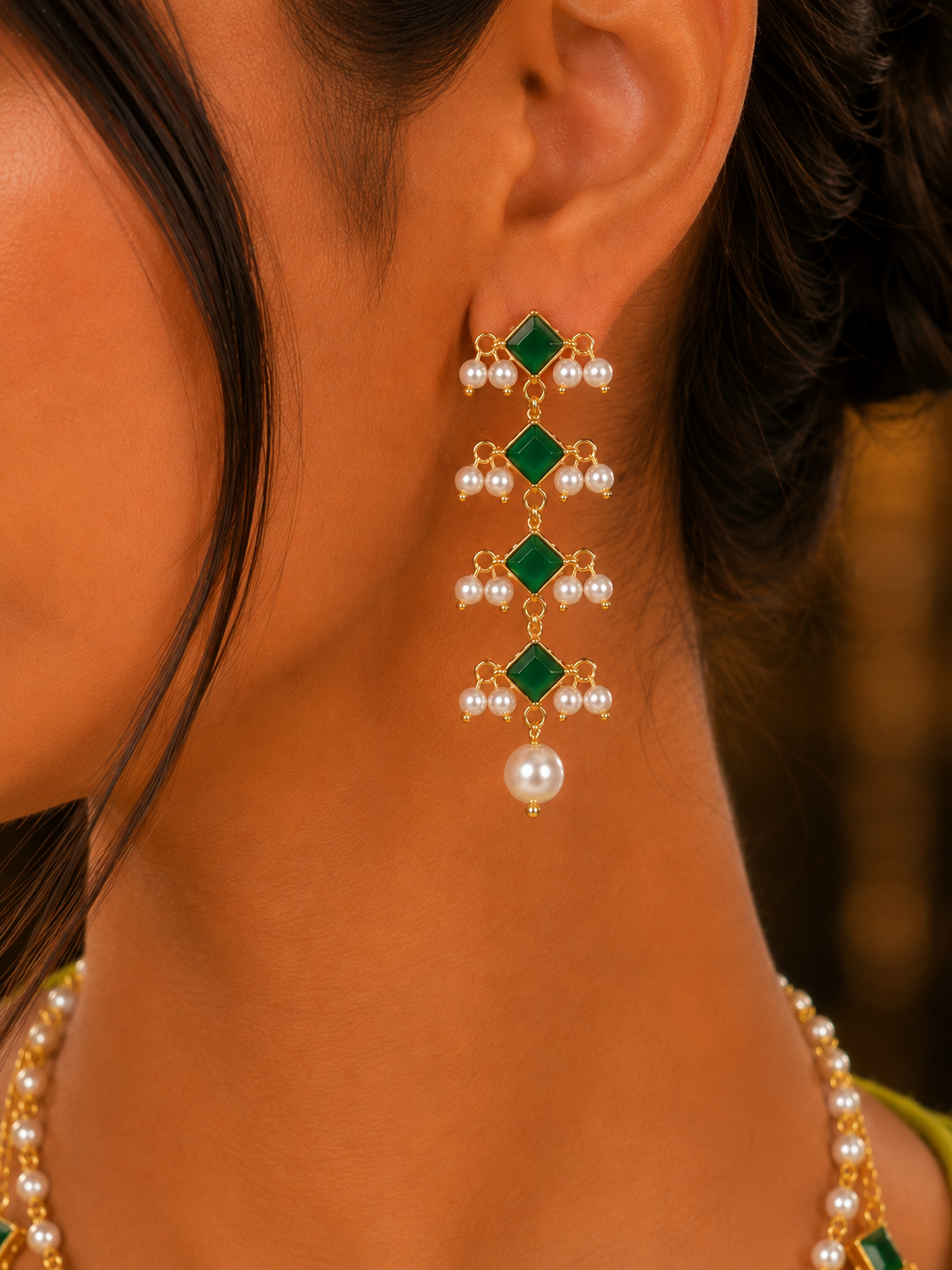 Sarita Emerald Polki Pearl Necklace Set