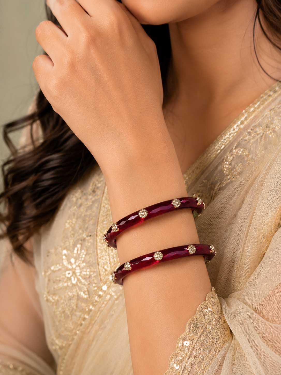 Viyan Red Radiance Glass Bangles