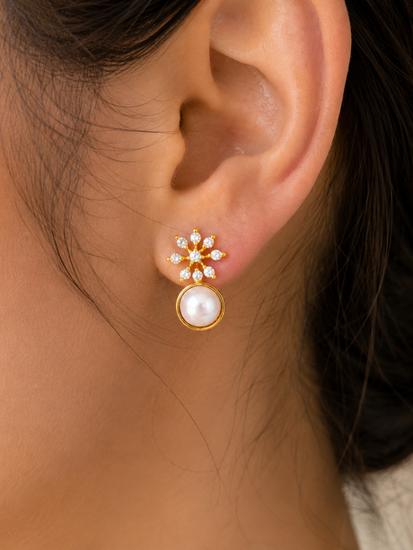 Palash Pearl Bloom Necklace Set