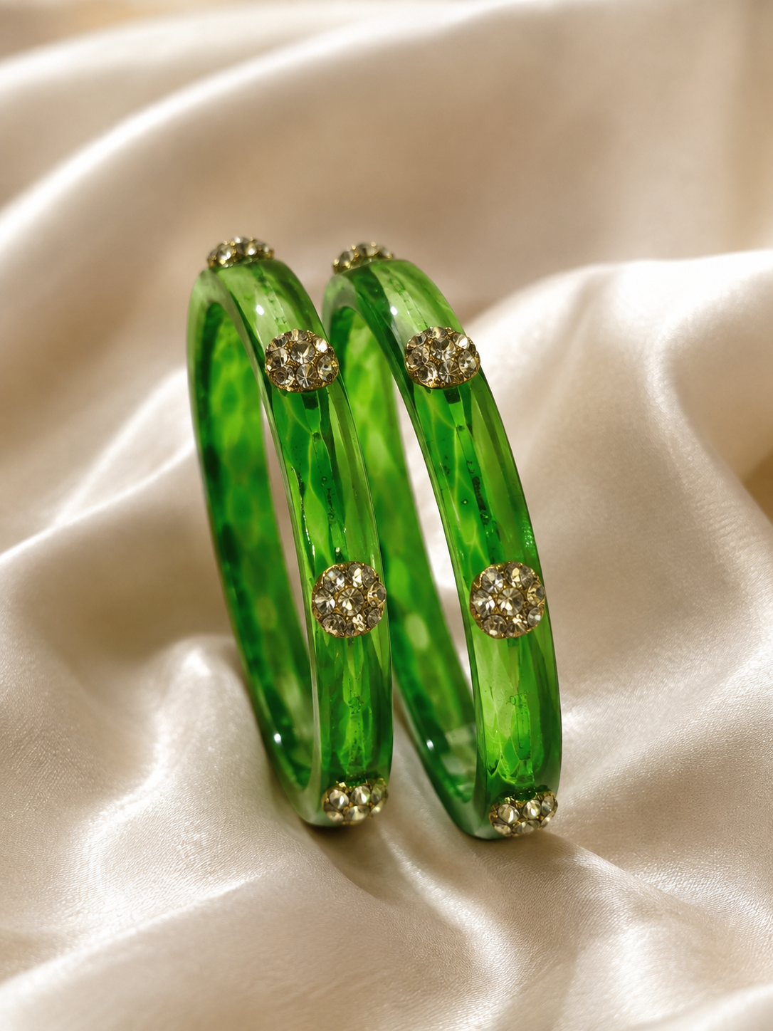 Viyan Lime Green Radiance Glass Bangles