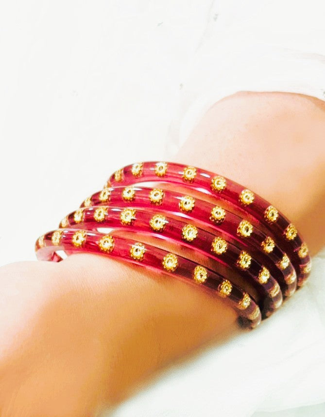 Ishq Acrylic WithBrass Plated flower Bangles