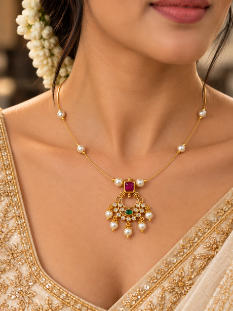 Aurelia Noor Pearl Pendant Necklace